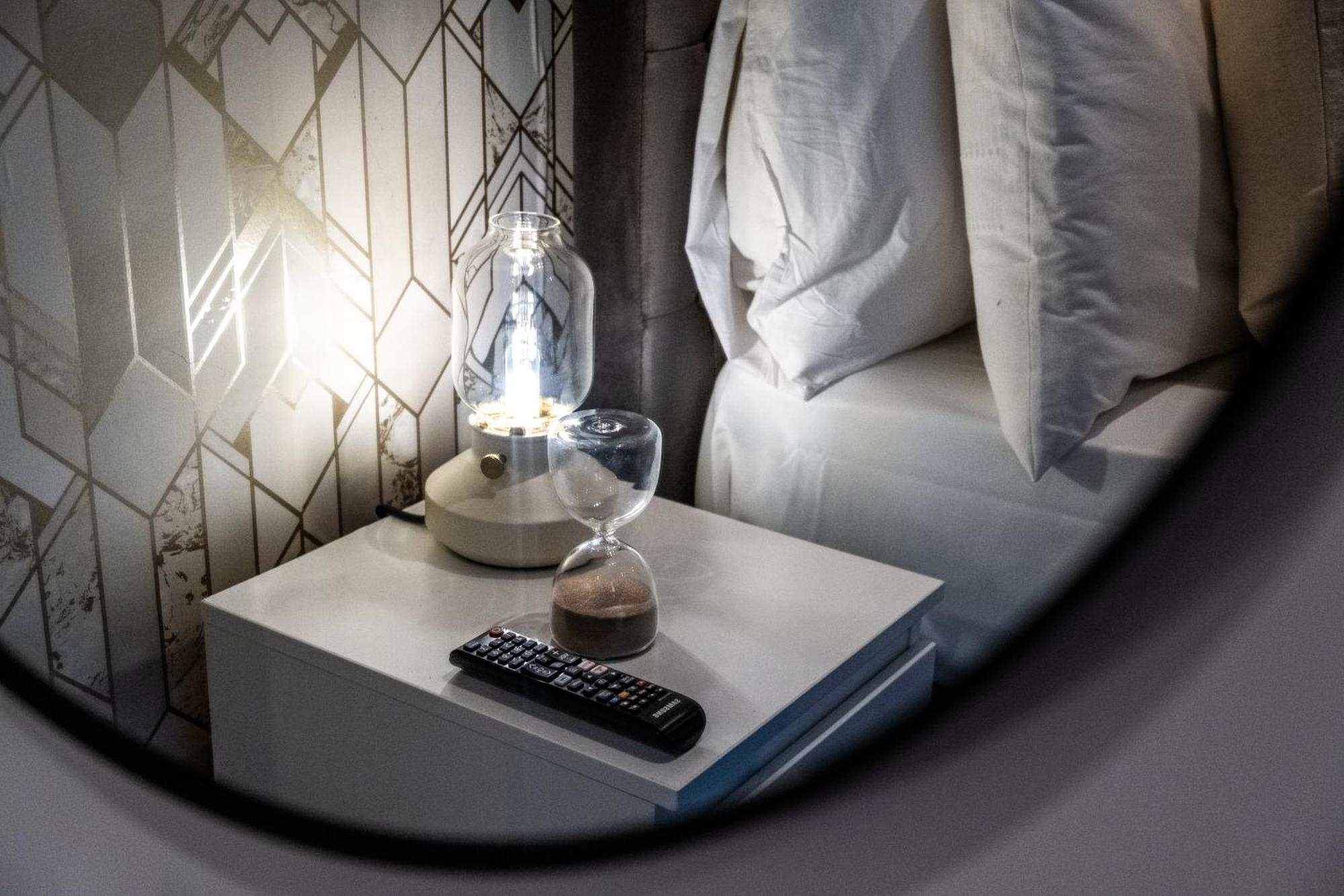 Pluxa Creme Opulence 5 Star Beautiful High End Apartment In Birmingham City Centre Kültér fotó
